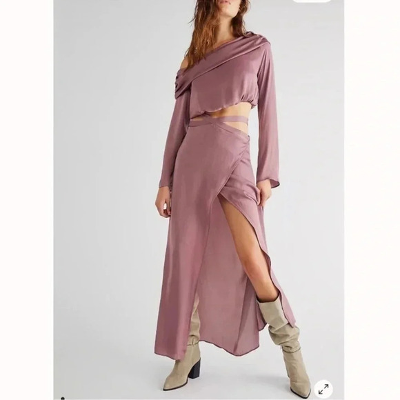 New Free People x Revolve Ella Set Skirt Set Long Sleeve Crop Top Pink Mauve 0 - Picture 1 of 17